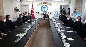 Başkan Ensari muhtarlarla istişare toplantısında bir araya geldi