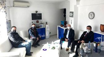 Burhaniye Kaymakamı, Eğitim Faaliyetlerini Destekleme Derneğini ziyaret etti