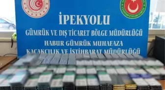 Habur Gümrük Kapısı'nda 1140 cep telefonu ele geçirildi