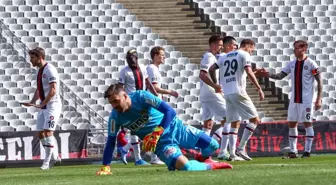 Fatih Karagümrük, sahasında Aytemiz Alanyaspor'u 2-0 mağlup etti