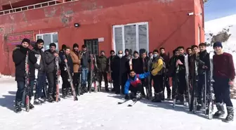 Hakkari'de 'Gençliğe Değer' projesi