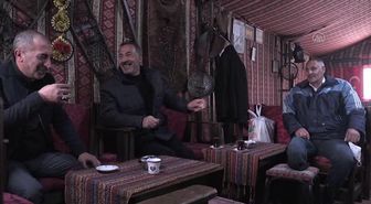 'Dadaşlar' kontrollü normalleşmeyle kıraathanede kıtlama çay keyfine kavuştu
