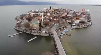 Son dakika haberleri! Sular yükseldi, tarihi köy yine ada oldu