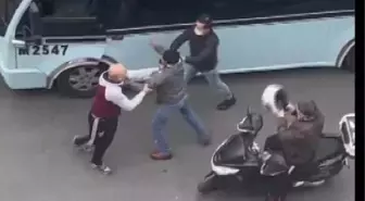 Son Dakika | Kadıköy'de kuryelerin ayırdığı minibüsçülerin kavgası kamerada