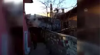 Son dakika! KIRIKKALE - Tandırlıkta çıkan yangın hasara neden oldu