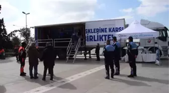 Silivri'de deprem simülasyon tırında farkındalık eğitimi