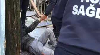 Sultangazi'de inşaatta düşen işçi yaralandı