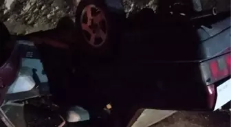 Takla atan otomobildeki karı- kocayı ölüm ayırdı