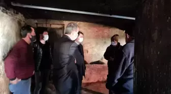 Tomarza Kaymakamı Cebeci ve Başkan Şahin 12 hayvanı telef olan vatandaşa geçmiş olsun ziyaretinde bulundu