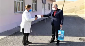 Edremit Belediyesi'nden okullara ateş ölçer cihazı