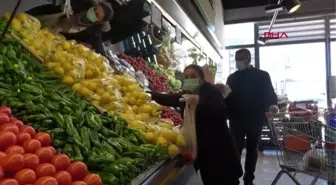 Aksaray'da manav ve marketlerde sokağa çıkma kısıtlaması öncesi hareketlilik başladı