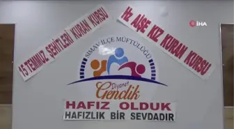 3 çocuk annesi kadın 3 yılda hafız oldu