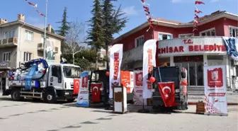 Kademe A.Ş, yerli süpürme ve kanal temizleme araçlarını Pınarhisar Belediyesine teslim etti