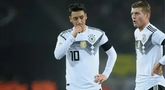 Kroos, Mesut Özil'in Alman Milli Takımı'nı bırakma sürecini eleştirdiği için ağır hakaretler aldı