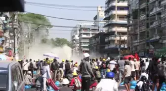 KUALA LUMPUR - Myanmar'da protestocular BM'den 'Koruma Sorumluluğu' talep etti