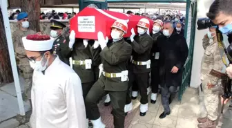 Şehit Astsubay Kıdemli Başçavuş Mehmet Demir son yolculuğuna uğurlandı