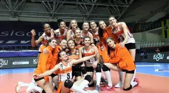 Eczacıbaşı VitrA, Kupa Voley'de finalde