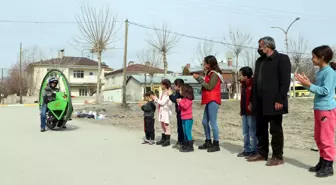 Tek tekerlekli motosiklet yaptı, gören hayran kaldı