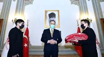 Son dakika haber: Çanakkale Şehitliği'nde 18 Mart'ta 81 Türk bayrağı göndere çekilecek