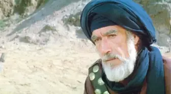 Anthony quinn müslüman oldu mu? Anthony Quinn kimdir? Anthony quinn filmleri nelerdir? Çağrı filmi! Anthony quinn ne zaman öldü?