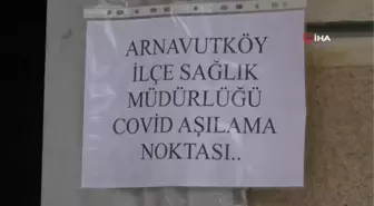 Arnavutköy'de mobil aşı merkezleri kurularak 65 yaş üstü vatandaşlar aşılanıyor