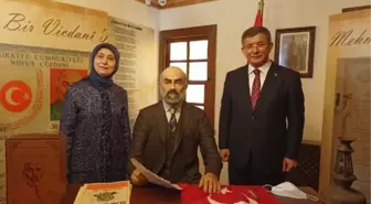 Davutoğlu, Çanakkale'de pazar gezip, alışveriş yaptı (2)