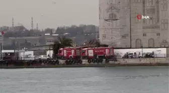 Son dakika... Haydarpaşa Garı'nda korkutan atölye yangını