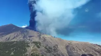 İtalya'da Etna yanardağında hareketlilik