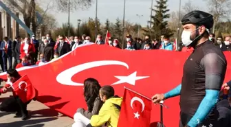 Anıtkabir'de dalgalanan bayrak Mehmet Akif Ersoy'un evinde