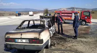 Seyir halinde alev alan araç hurdaya döndü