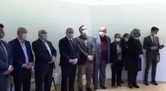 Hattat Abdurrahman Kılıç'ın koleksiyonundan oluşan 'Asar' sergisi Kadırga Sanat Galerileri'nde açıldı