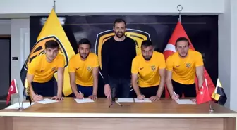 Aliağaspor FK 9 yeni oyuncuyla kadrosunu güçlendirdi