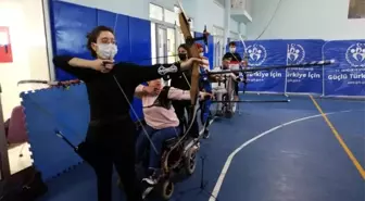 Geleneksel okçuluk eğitimleri devam ediyor