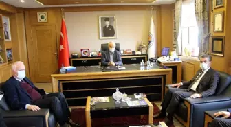 AK Parti'den Avrasya Üniversitesi'ne ziyaret