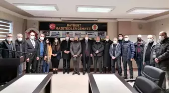 Başkan Pekmezci, Bayburt Gazeteciler Cemiyeti'nin kongresine katıldı