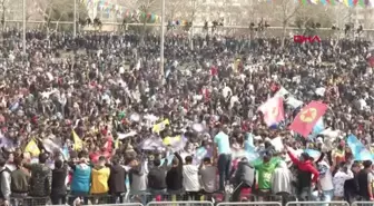 Diyarbakır'da Nevruz Bayramı kutlandı