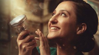 Ecem Erkek kimdir? Sen Hiç Ateş Böceği Gördün Mü? başrol oyuncusu Ecem Erkek kaç yaşında? Ecem Erkek dizileri, filmleri!
