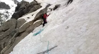 Dağcılardan Belkıs Zirvesi için rota tırmanışı