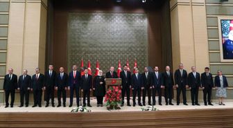 Yeni Kabine Üyeleri kimler? Hangi bakanlıklarda değişiklik oldu?