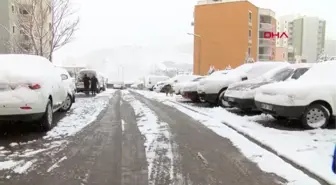 ANKARA-Ankara kar altında