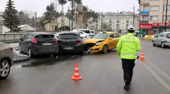 Son dakika: Sivas'ta trafik kazası: 1 yaralı