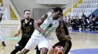 Manisa Derbisinde Kazanan Manisa BBSK