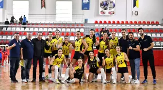 Adam Voleybol Play Off'ta