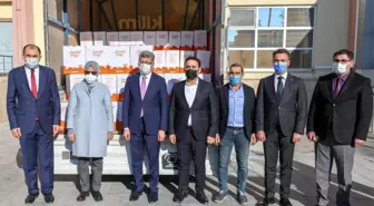 Son dakika haberi: Oda Başkanı Ertopçu ve kardeşinden 400 koli gıda yardımı