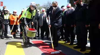 Mersin'de yaya geçitlerinde 'kırmızı çizgi uygulaması' başladı