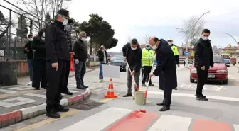 Vali Güner kırmızı çizgi ile trafikte yaya önceliğine dikkat çekti