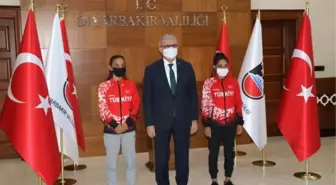 Vali Karaloğlu, Tokyo Olimpiyatları'na katılacak sporcuları ağırladı