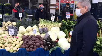 Zeytinburnu'nda semt pazarlarında korona virüs denetimi