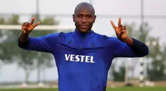 Benik Afobe hem Trabzonspor'u hem de Stoke City'i hayal kırıklığına uğrattı