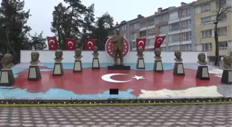 ESKİŞEHİR - 2. İnönü Zaferi'nin 100. yılı dolayısıyla tören düzenlendi